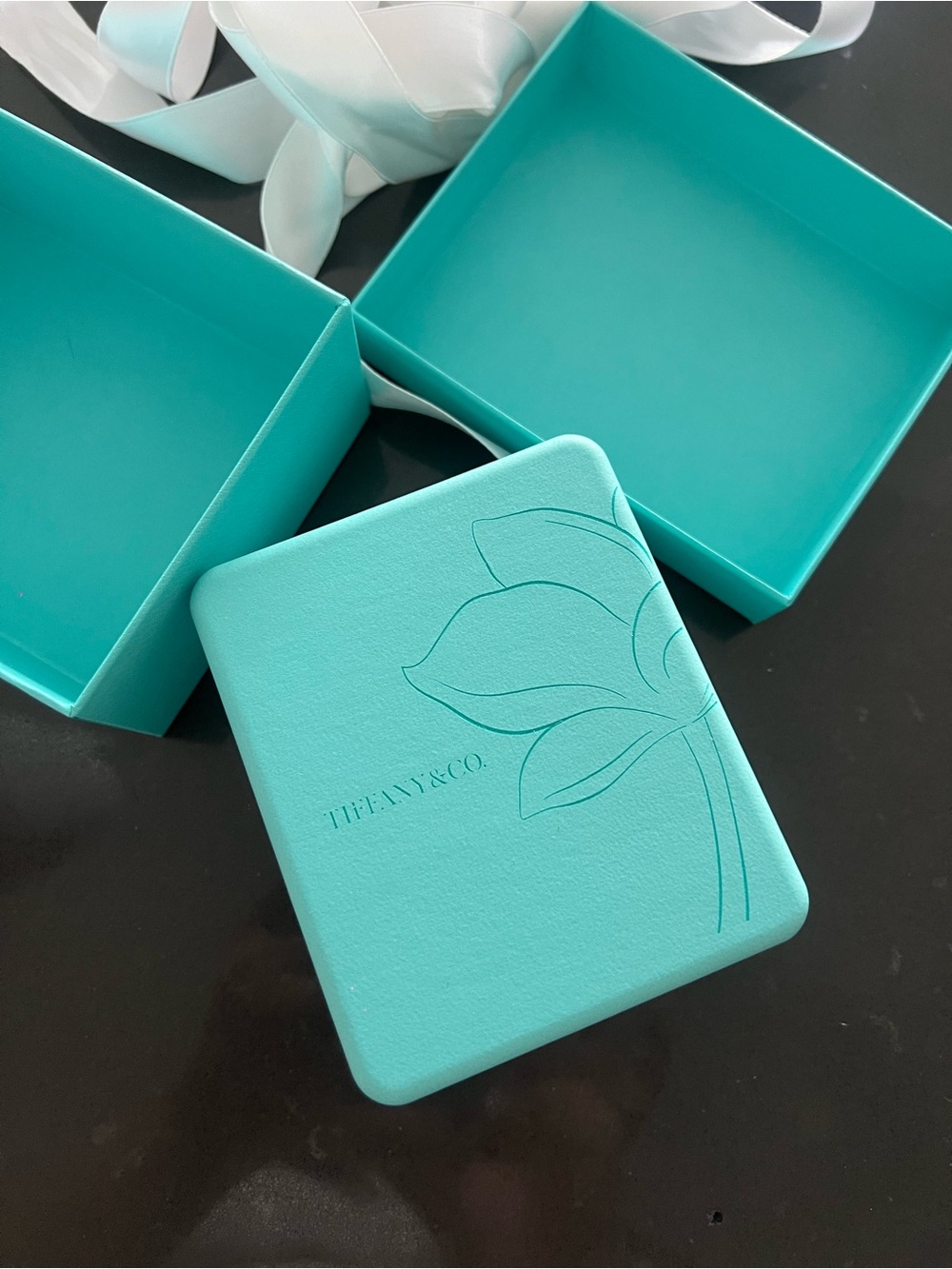 Tiffany & Co. Blue Jewelry Earring Box - Picture 2 of 6